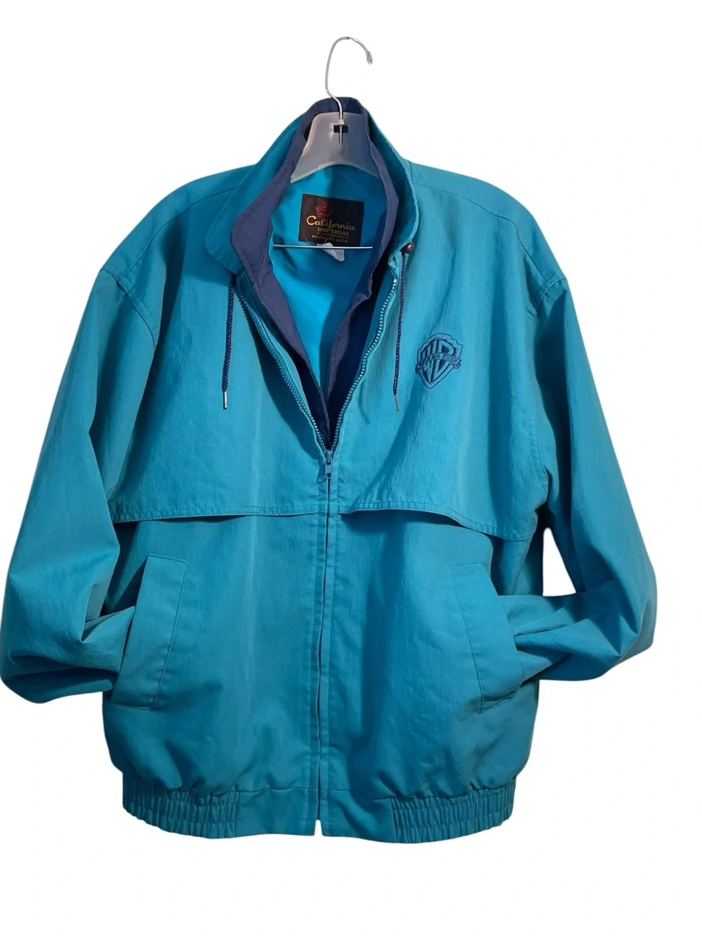 Vintage Warner Bros jacket w/ embroidered shield logo. Size large GUC